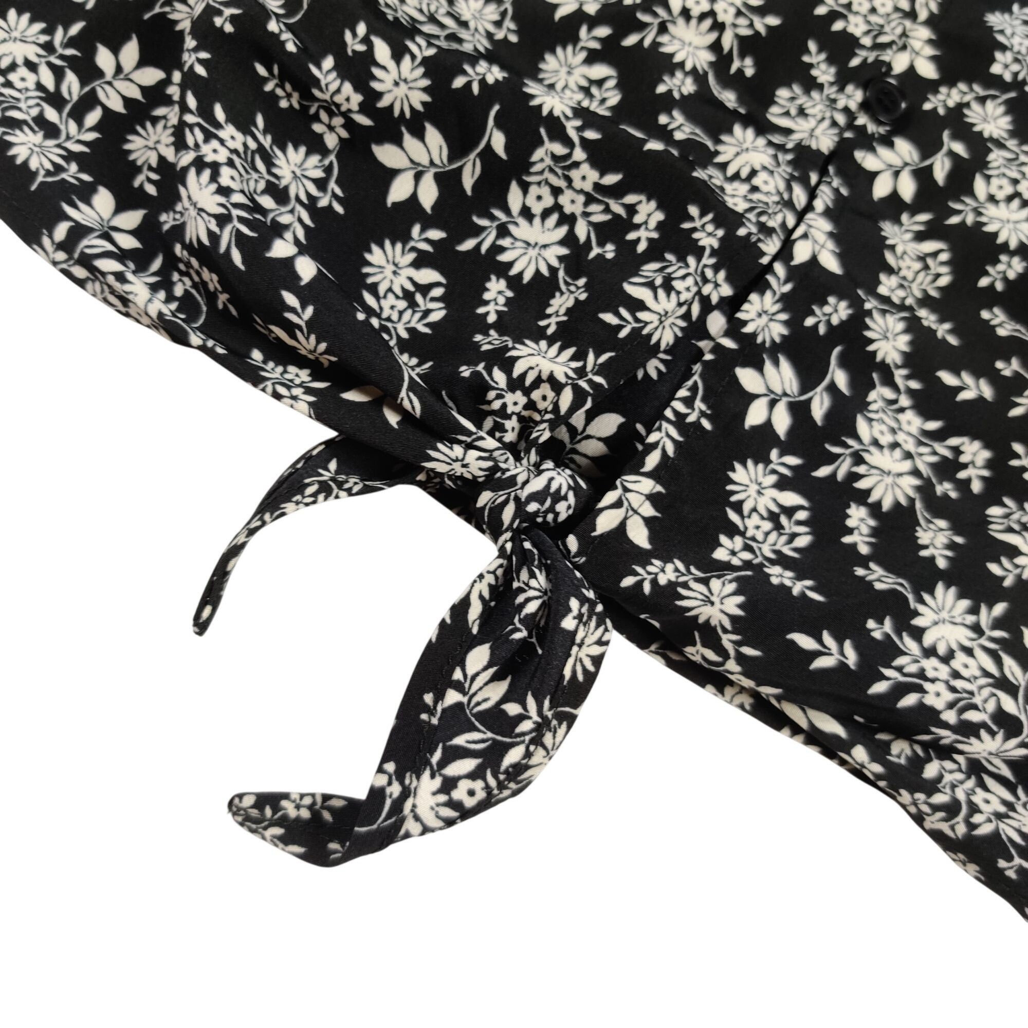 Other Sandy & Sid Floral Fairy Grunge Top M Black Button Up Whimsy Size M / US 6-8 / IT 42-44 - 10 Thumbnail