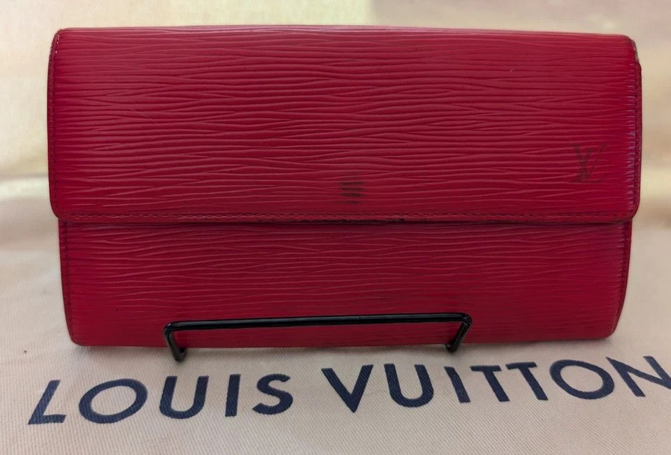 Louis Vuitton LOUIS VUITTON Sarah Long Wallet Epi Leather Red CA0975 Size ONE SIZE - 1 Thumbnail