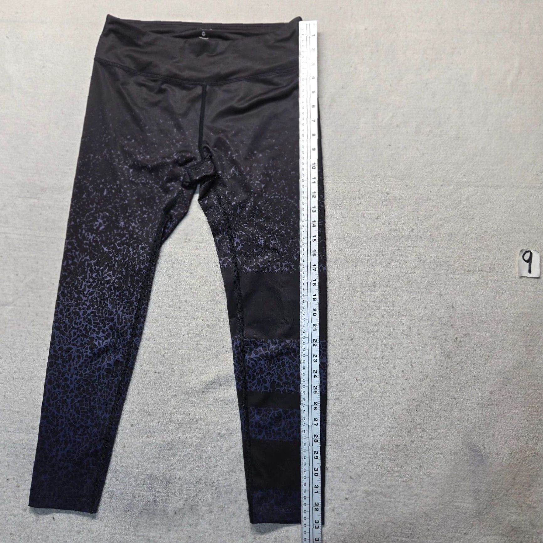 Layer 8 VINTAGE Layer 8 Qwick-Dry Workout Leggings Pants Women Adults Medium Black Geometric Activewear Size 32" / US 10 / IT 46 - 6 Thumbnail