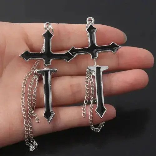 Japanese Brand Vintage Black Cross Earrings Long Chain Harajuku Unisex Size ONE SIZE - 2 Thumbnail
