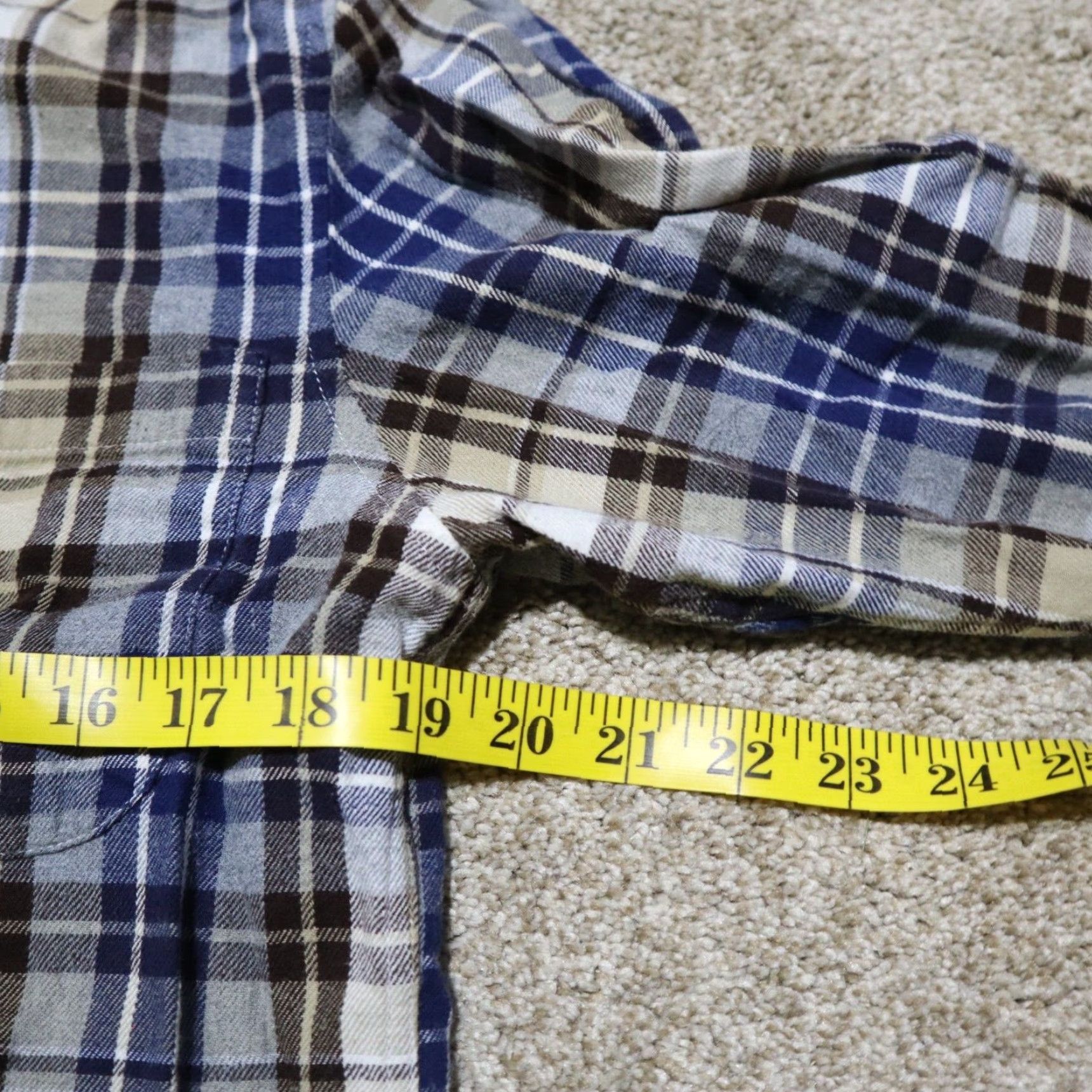 Vintage Saddlebred Shirt Button-Up Mens Small Blue Plaid Long Sleeve Cotton Blend Modern Classic Size US S / EU 44-46 / 1 - 5 Thumbnail