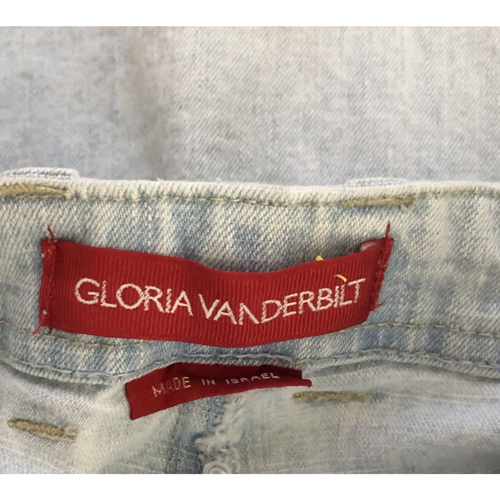 Gloria Vanderbilt Gloria Vanderbilt Capri Pants Vintage 14 Light Blue Denim 33"W Capri Pants Women 14 Blue Denim Capri Beach Bohemian Preppy 90s Mens Size 36" / US 14 / IT 50 - 4 Thumbnail