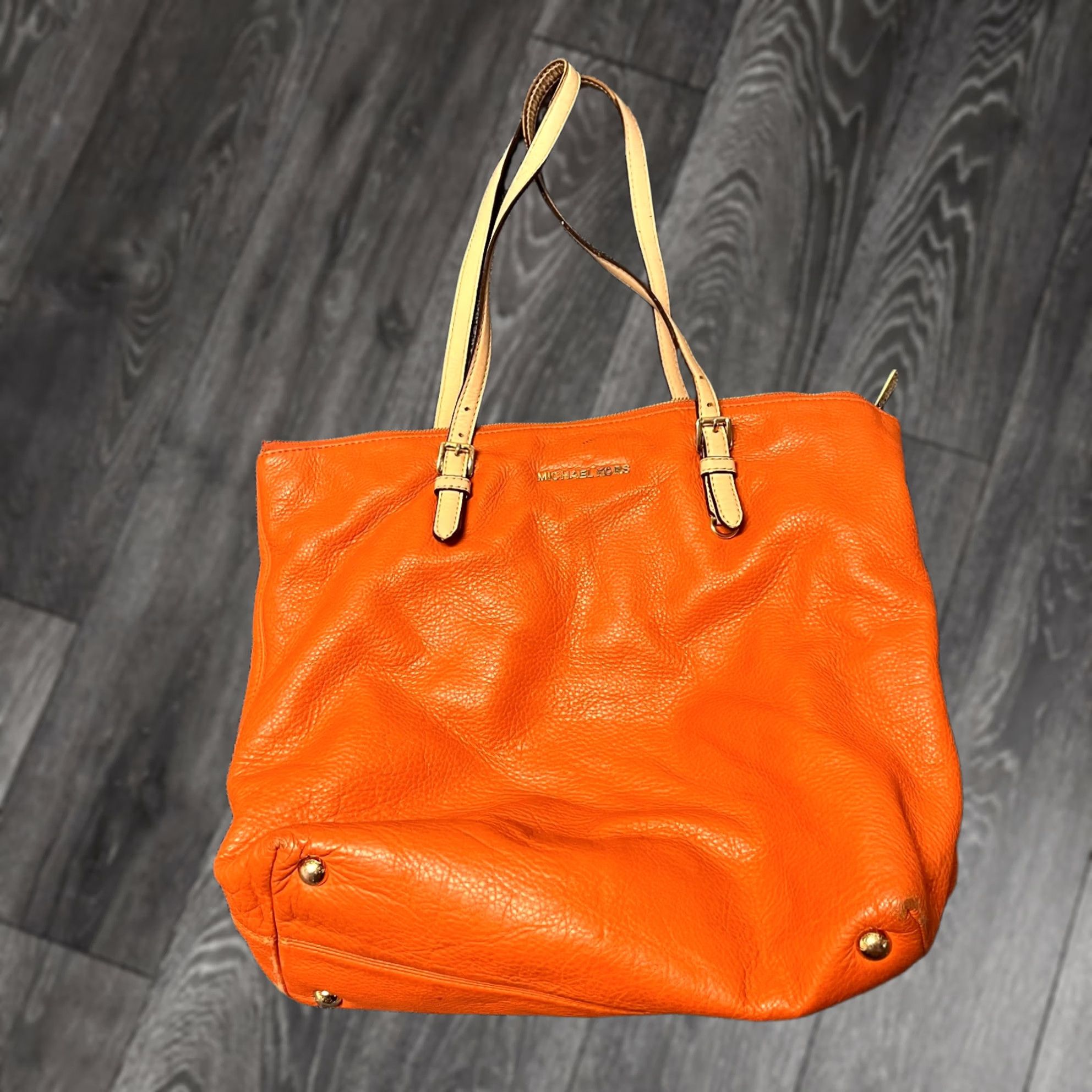 Michael Kors Michael Kors Jet Set Leather Tote Medium Orange Travel Bag Zipper Closure Tote Womens Size ONE SIZE - 1 Thumbnail