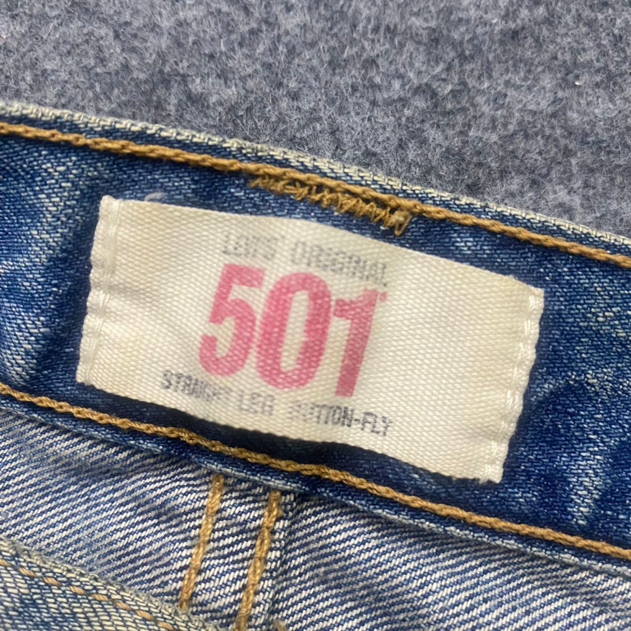 Levi's 💥Vintage Levis 501 Button Fly Kurt Cobain Style Size US 33 - 20 Thumbnail