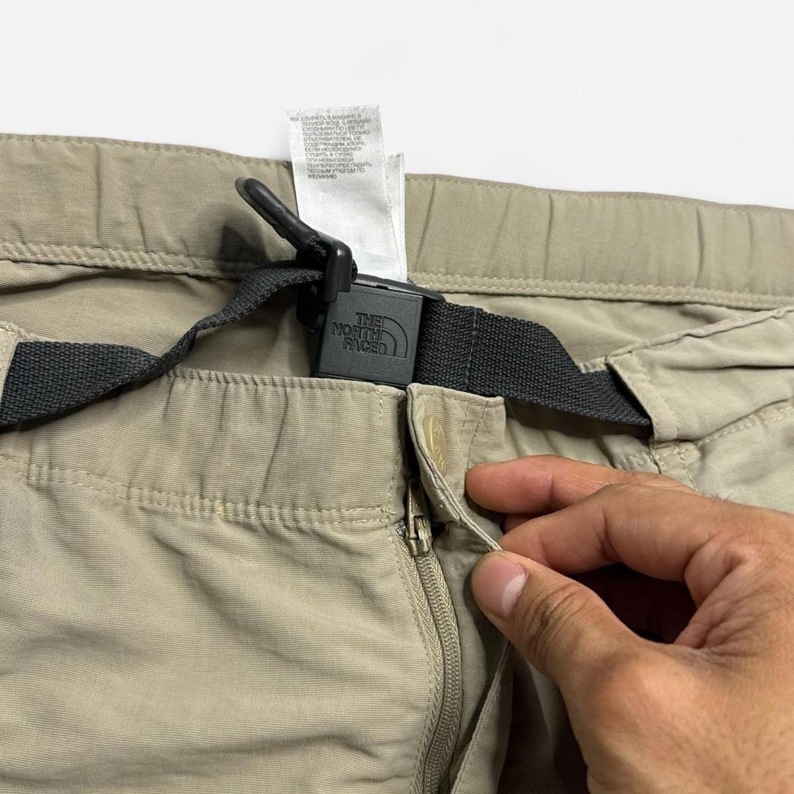 The North Face The North Face Class V Belted Cargo Shorts XXL Tan Outdoor Size US 42 / EU 58 - 7 Thumbnail