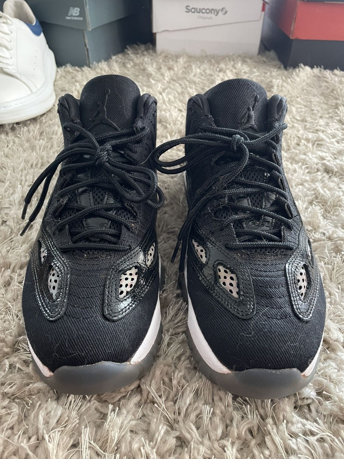 Jordan Brand Jordan 11 Low IE Space Jam Size US 9.5 / EU 42-43 - 4 Thumbnail