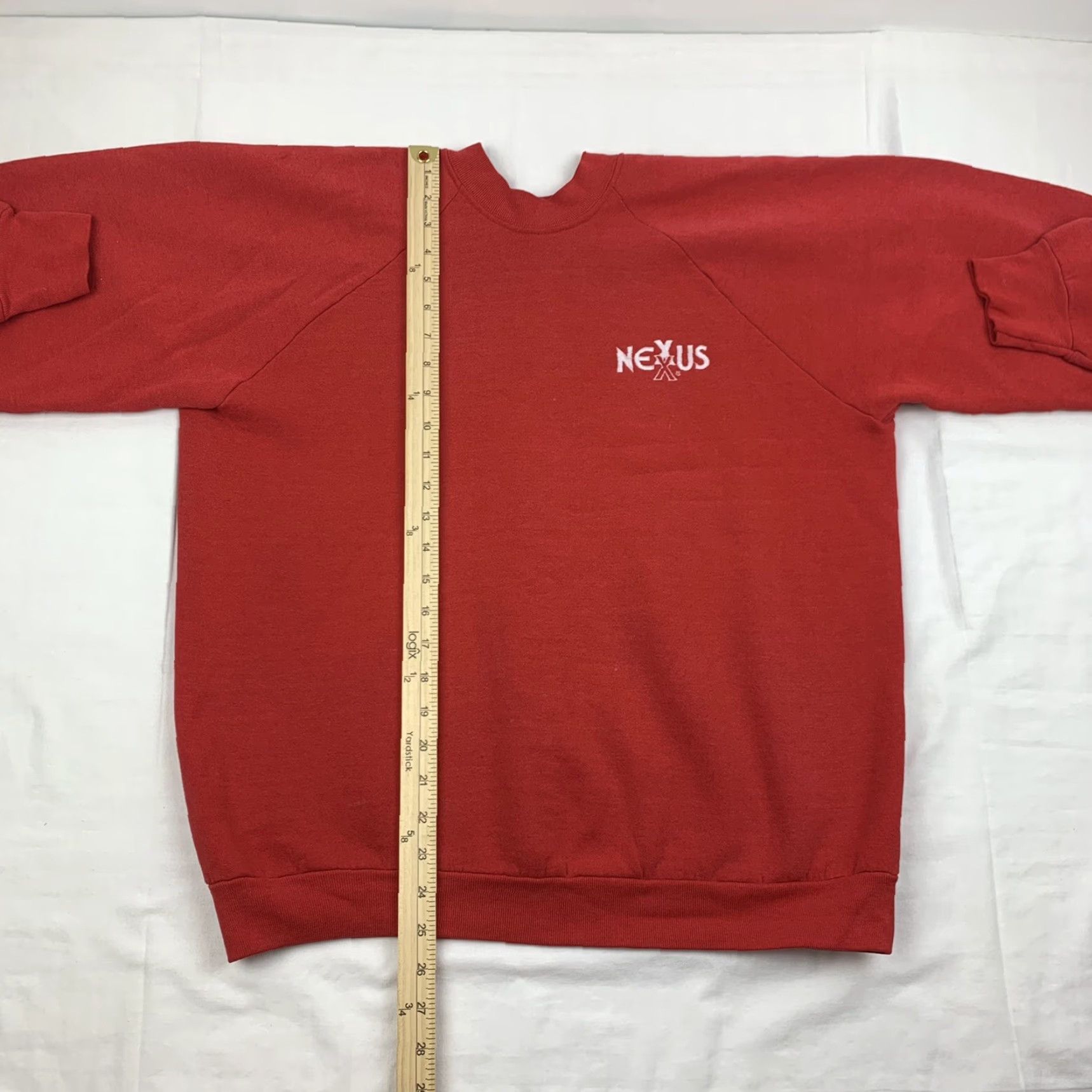 Fruit Of The Loom VINTAGE Fruit of the Loom Nexus Hair Care Sweatshirt XL Red Embroidered Crewneck Activewear 90s Womens Size XL / US 12-14 / IT 48-50 - 5 Thumbnail