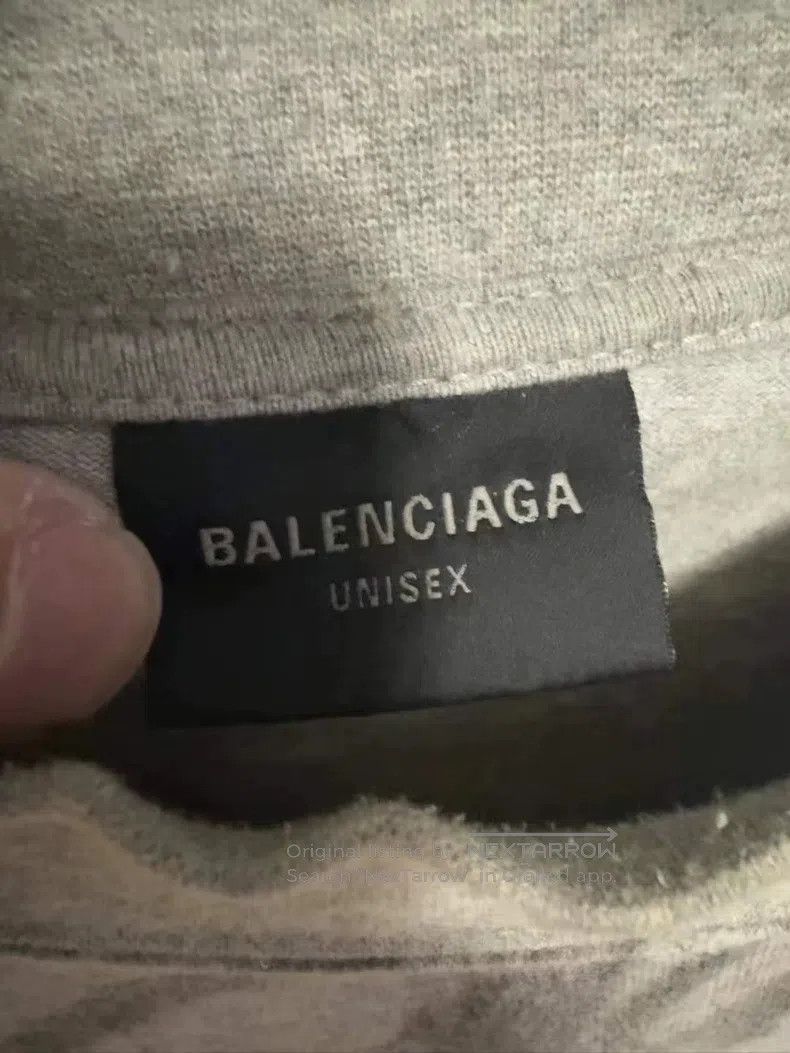 Balenciaga Balenciaga Gray Manchester United graffiti letter logo sho Size US L / EU 52-54 / 3 - 3 Thumbnail