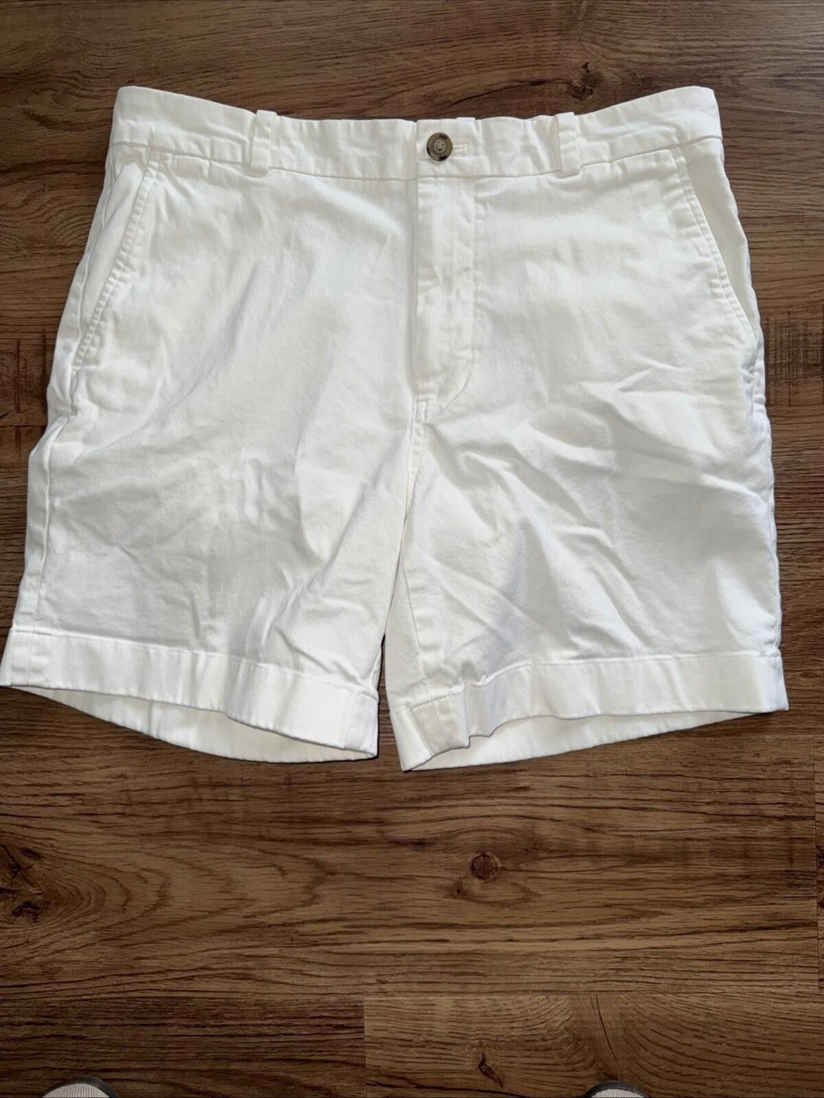 Brooks Brothers Brooks Brothers White Bermuda Shorts Cotton Blend Stretch Size US 34 / EU 50 - 1 Thumbnail