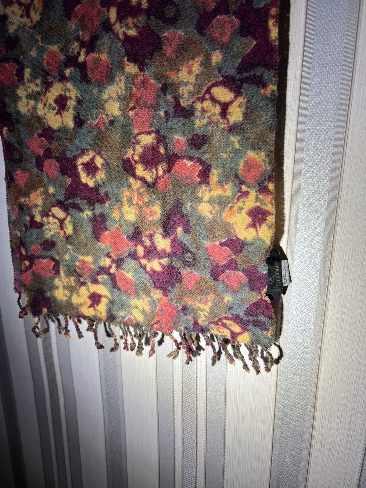Vintage Vintage Glen Prince Scarf Flowers Very Rare Size ONE SIZE - 5 Thumbnail