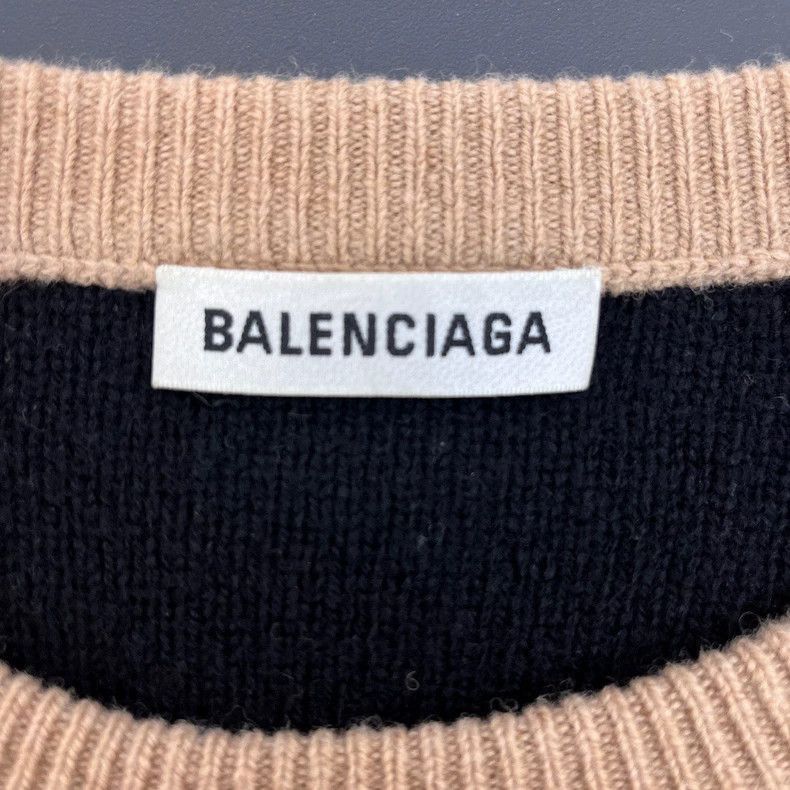 Balenciaga Balenciaga camel colored bullet screen logo wool sweater-25 Size US XS / EU 42 / 0 - 5 Thumbnail