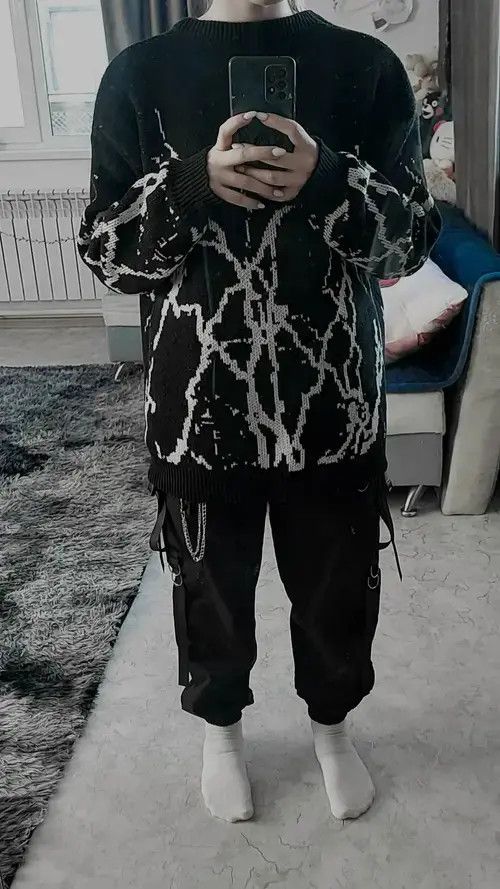 Designer × Japanese Brand Japanese Sweater Gothic Print Size US L / EU 52-54 / 3 - 1 Thumbnail