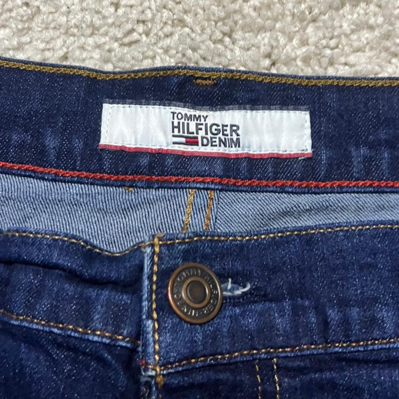 Tommy Hilfiger Tommy Hilfiger Dark Wash Relaxed Jeans - Size 38x32 Size US 38 / EU 54 - 4 Thumbnail
