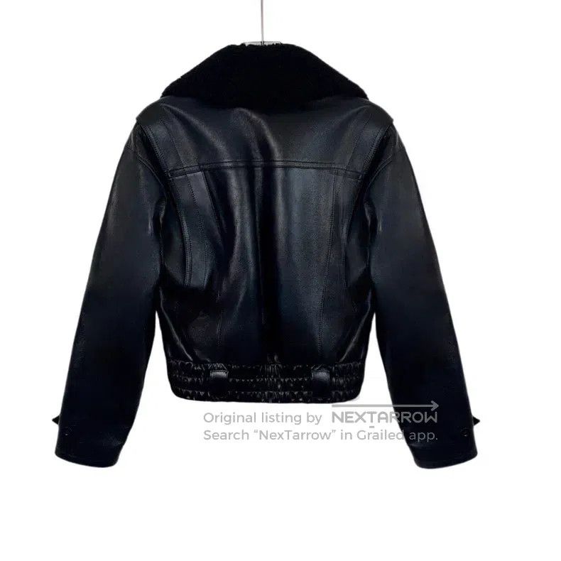 Louis Vuitton Louis Vuitton Black Fur Collar Cow Leather Waist Jacket Size XS / US 0-2 / IT 36-38 - 2 Thumbnail