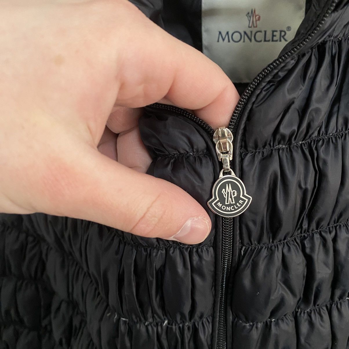 Moncler Moncler Women’s Puffer Vest Size XS / US 0-2 / IT 36-38 - 4 Thumbnail