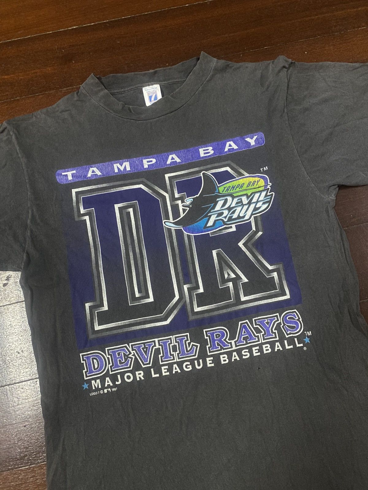 NFL Vintage 90s Tampa Bay DEVIL RAY MLB sun faded Size US L / EU 52-54 / 3 - 3 Thumbnail
