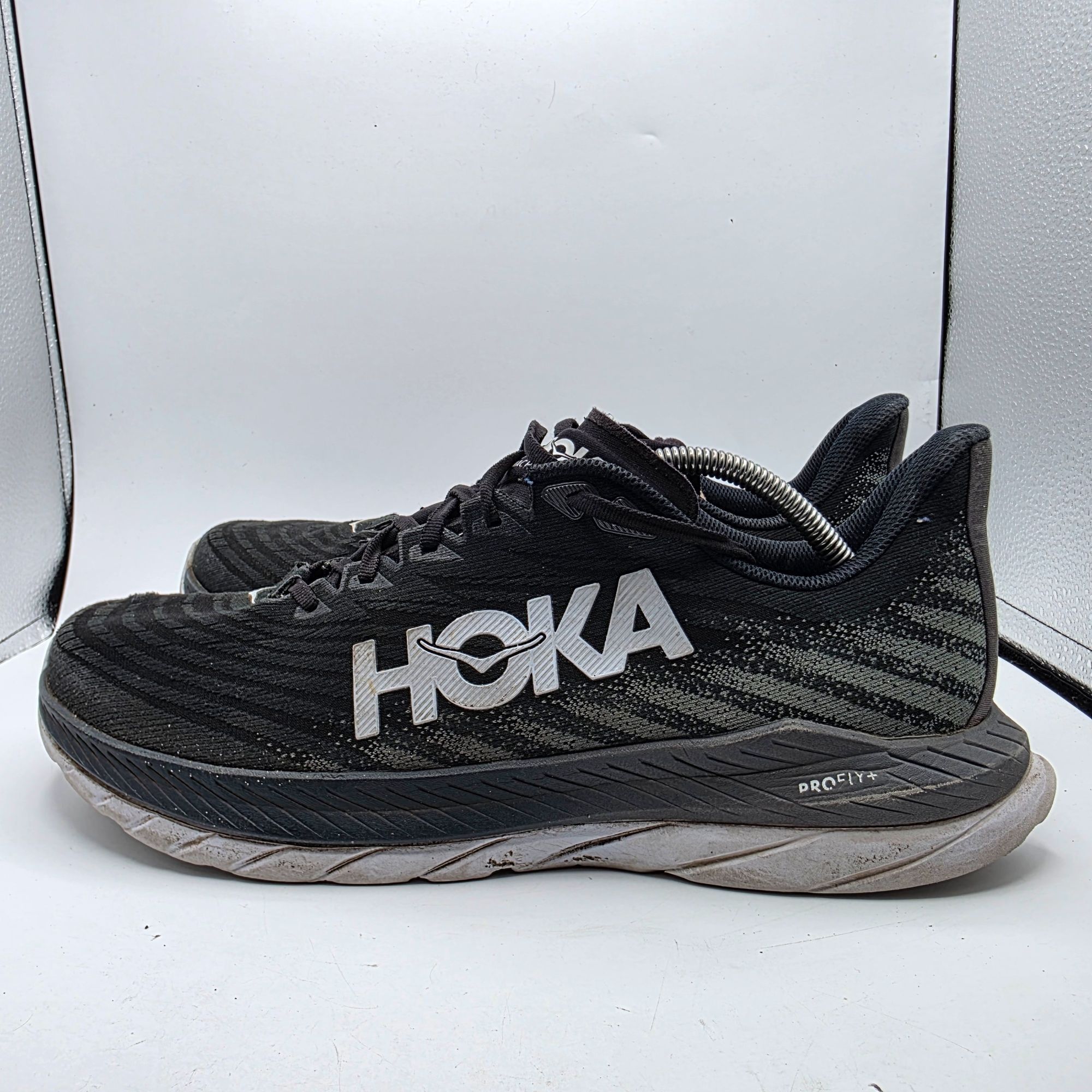 Hoka Hoka One One Mach 6 Mens Size 13 D Black White Athletic Shoe Size US 13 / EU 46 - 13 Thumbnail