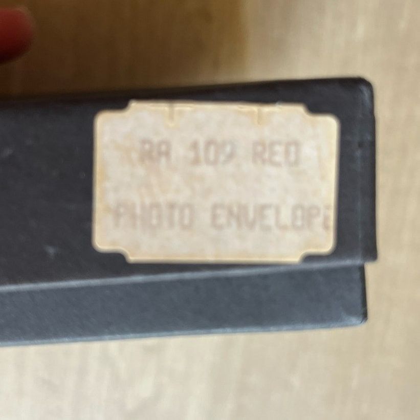 Other RAIKA Red Leather 4"x6" Photo Envelope Holder Picture Case Size ONE SIZE - 5 Thumbnail