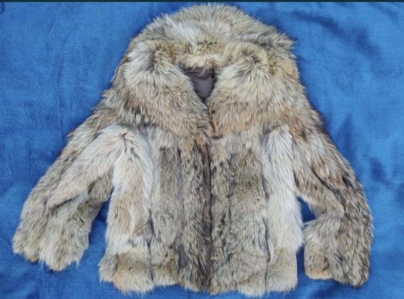 image of Archival Clothing x Mink Fur Coat Japanese Vintage Real Fox Fur Coat Jacket in Grey (Size Small)