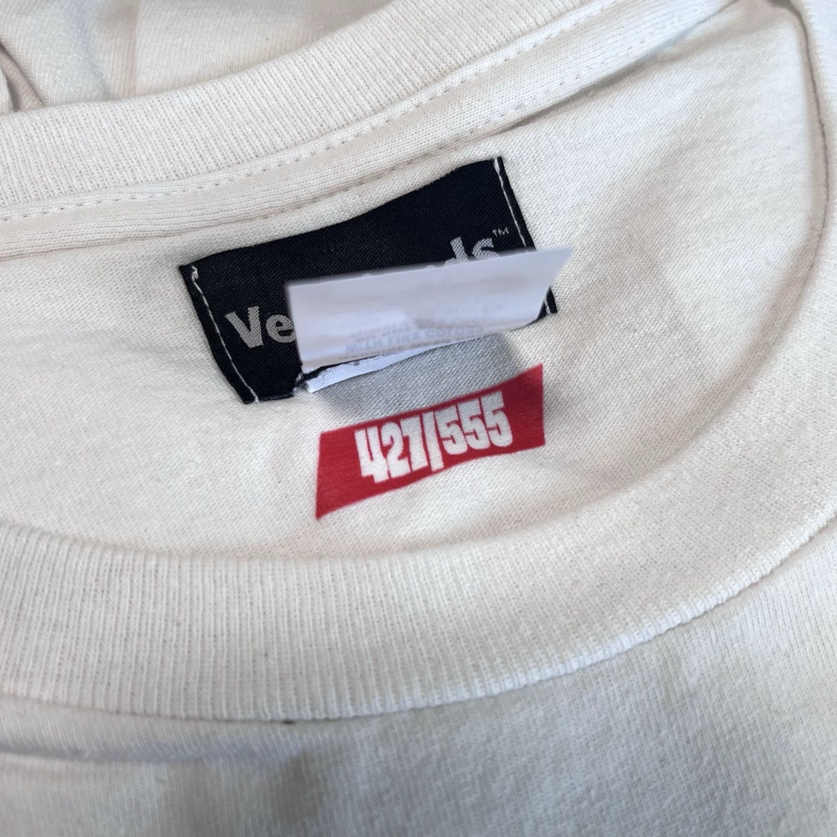 Vintage VINTAGE Veefriends Tenacious Turkey Tee Shirt XL Limited Edition 421 / 555 Collection Mens T-Shirt Ivory Retro Cotton Limited Edition Size US XL / EU 56 / 4 - 5 Thumbnail