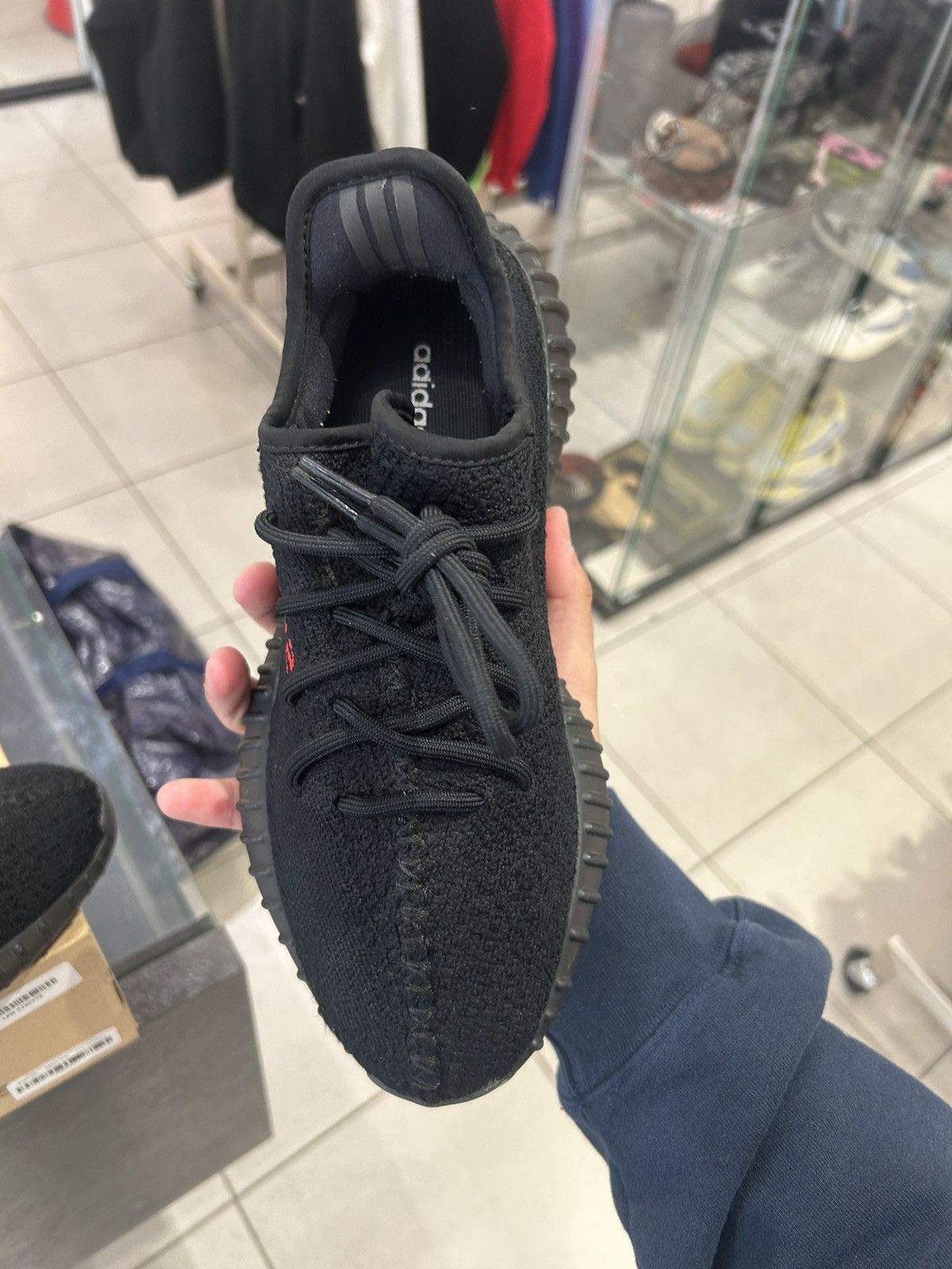 Yeezy Adidas Yeezy 350 bred Size US 8 / EU 41 - 7 Thumbnail