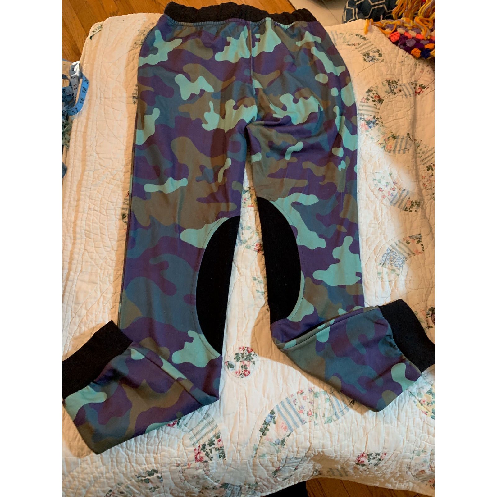 Other NWT PURPLE CAMO CAMOUFLAGE EQUESTRIAN JOGGERS S Size 27" / US 4 / IT 40 - 3 Thumbnail