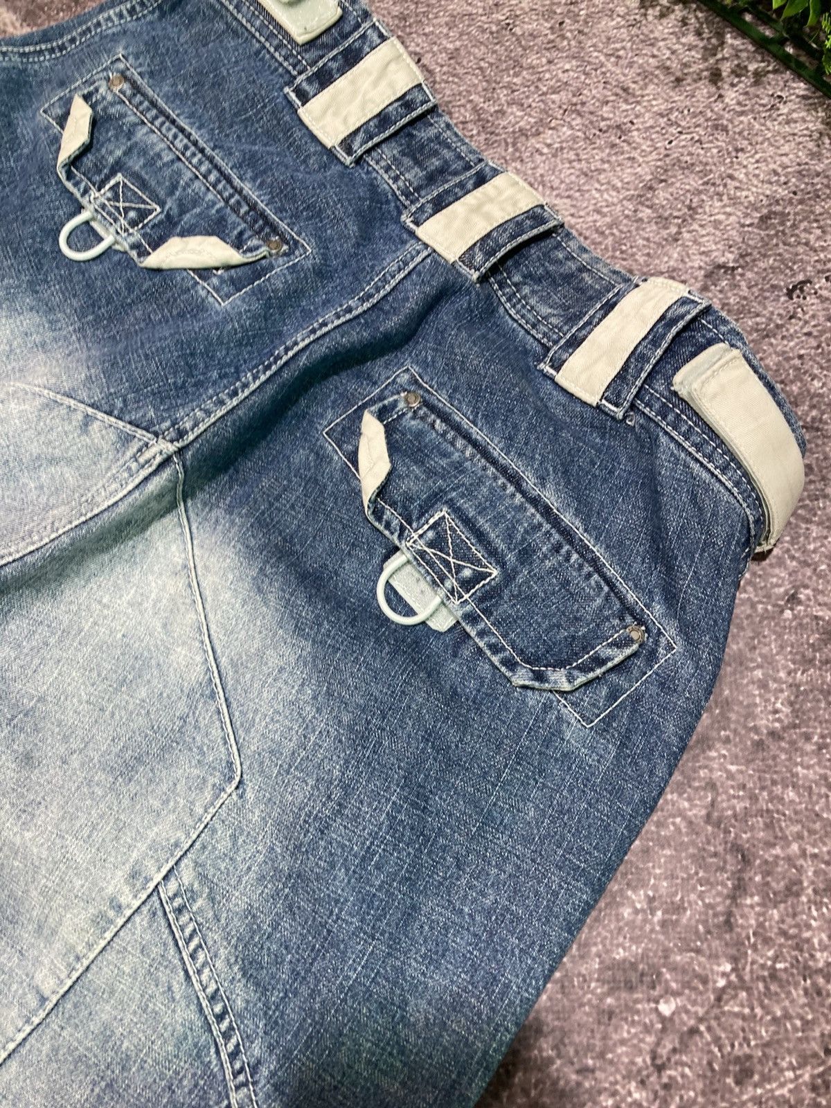 JNCO Vintage Y2K Fishbone Multi-pocket Flared Washed Jeans Pants Size US 30 / EU 46 - 17 Thumbnail