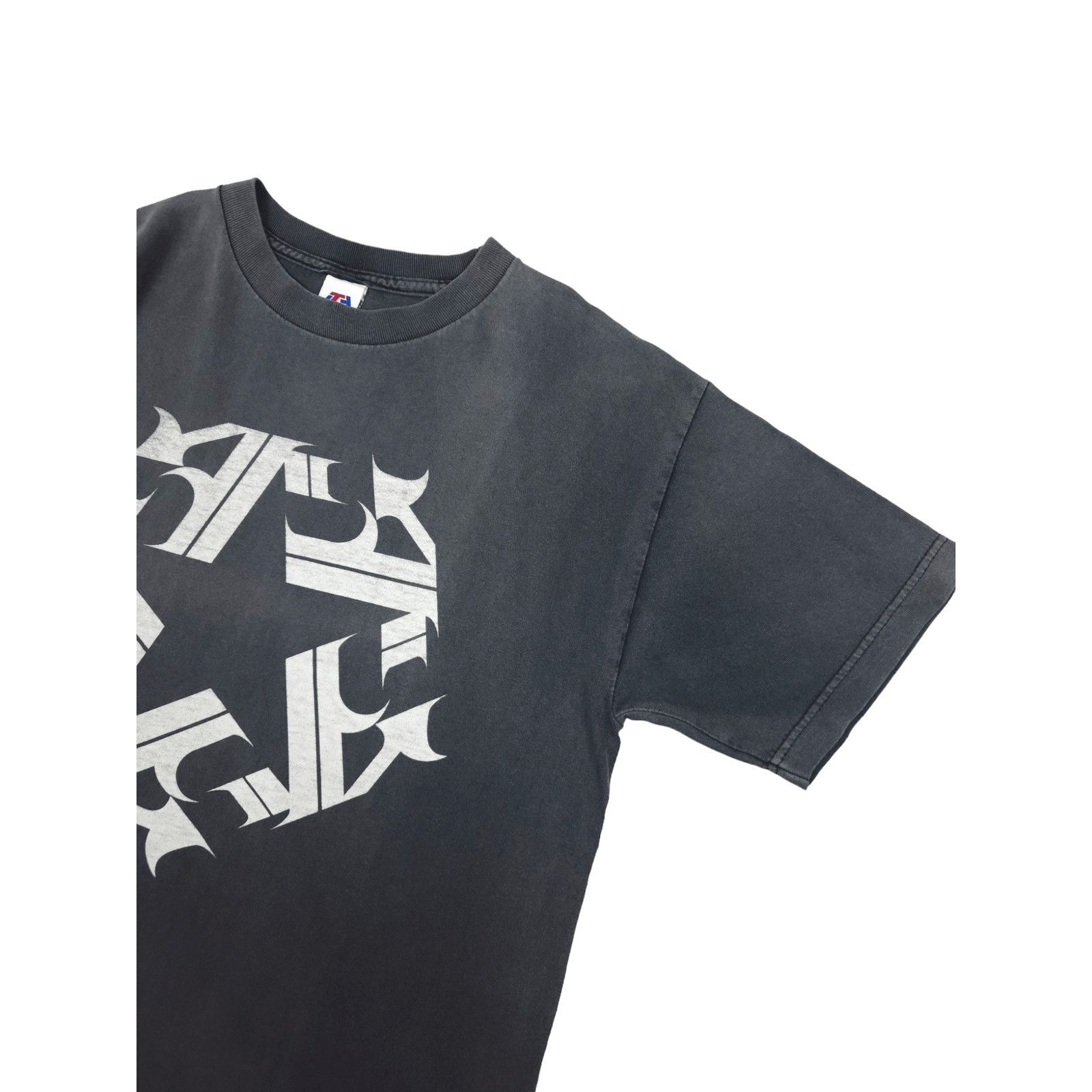 Band Tees × Vintage 💎 90s USA Tribal Sun Faded Washed Gray Black T-shirt Size M Size US M / EU 48-50 / 2 - 3 Thumbnail