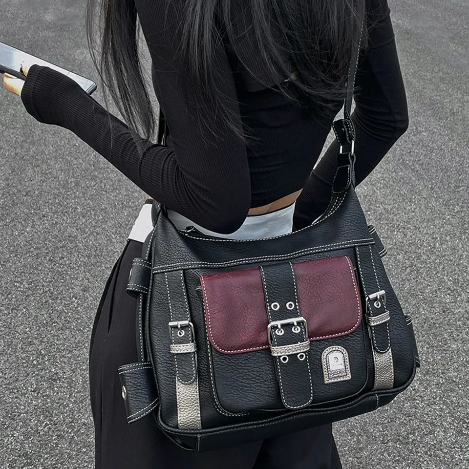 Japanese Brand × Vintage Vintage Messenger Y2K PU Leather Bag Size ONE SIZE - 2 Thumbnail
