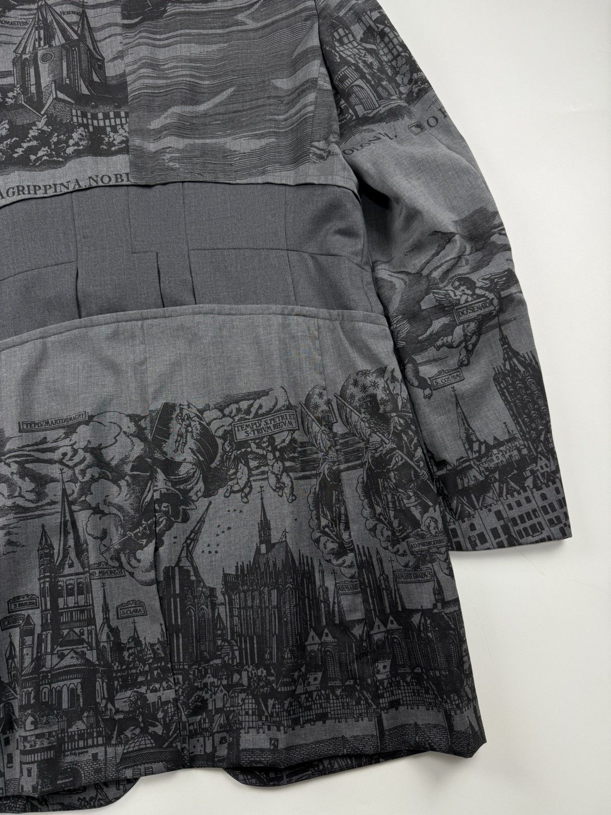 Comme des Garcons Comme des Garcons Homme Plus S/S’20 Printed Long Jacket Size US L / EU 52-54 / 3 - 12 Thumbnail