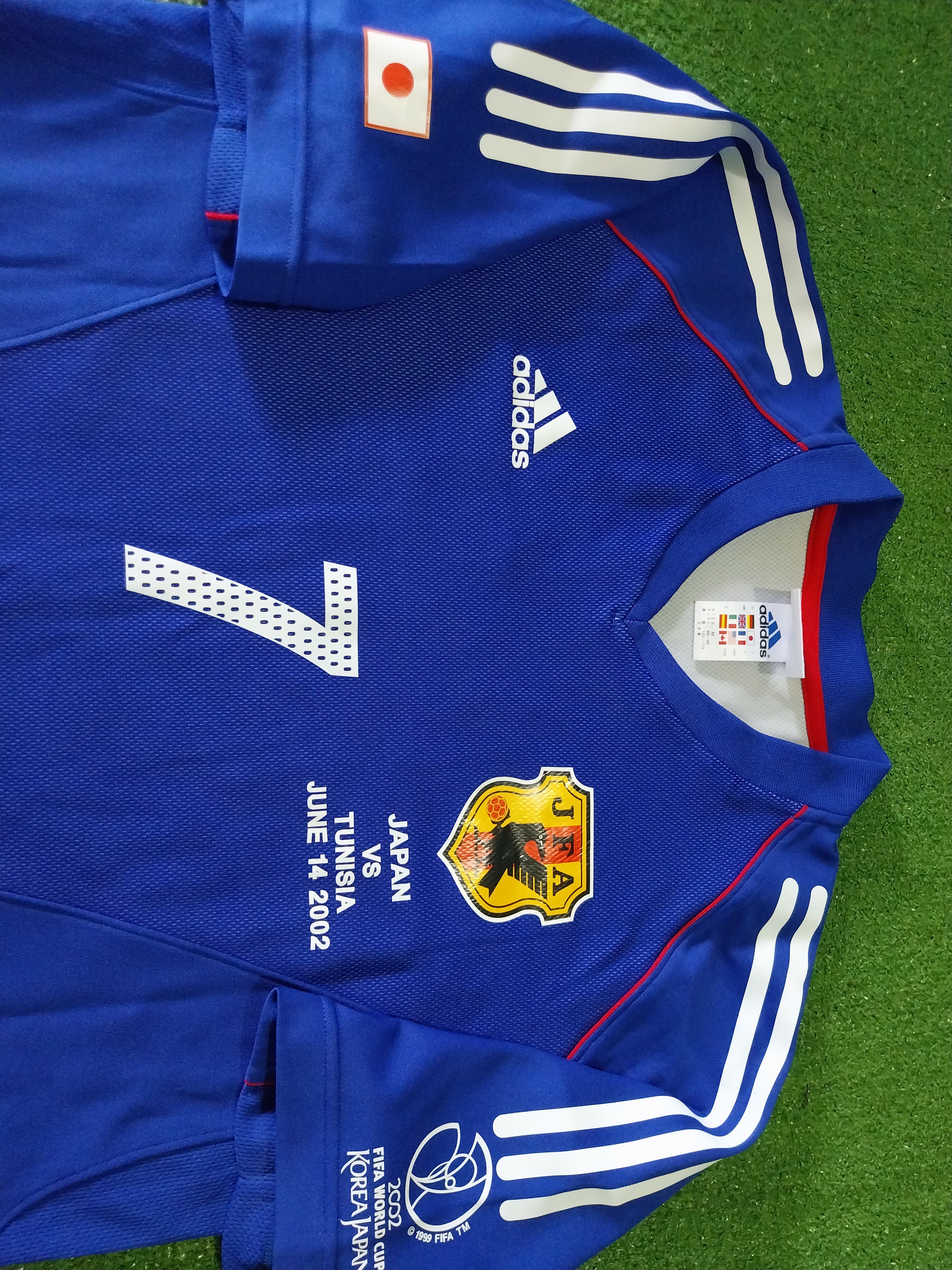 Adidas Japan world cup 2002 nakata jersey football Size US M / EU 48-50 / 2 - 3 Thumbnail