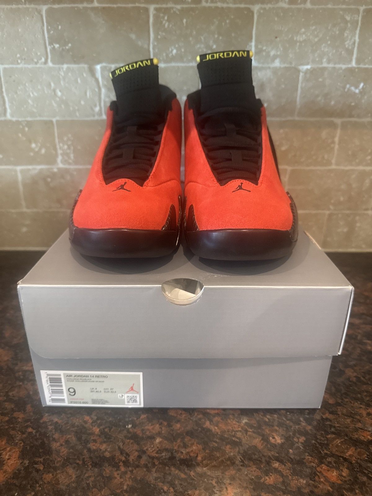 Jordan Brand Jordan 14 Challenge Red ,Ferrari Size US 9 / EU 42 - 9 Thumbnail