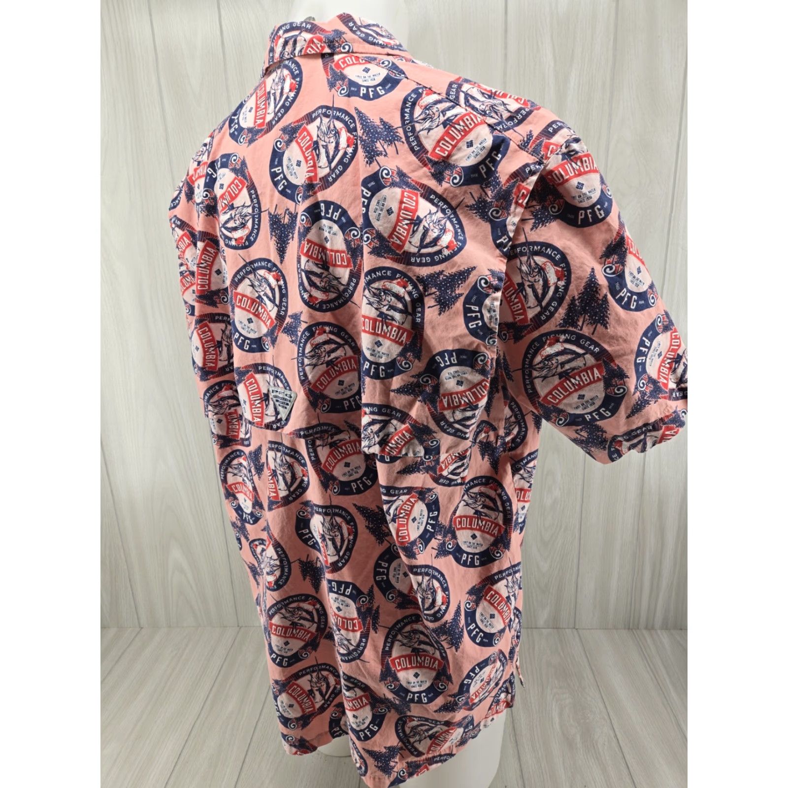 Gloverall Columbia Vented Shirt Mens XL PFG Fishing Short Sleeve Pink All Over Print Logo Size US XL / EU 56 / 4 - 7 Thumbnail