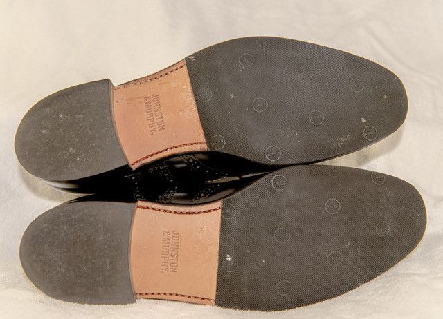 Johnston & Murphy wingtip shoes Size US 10 / EU 43 - 5 Thumbnail