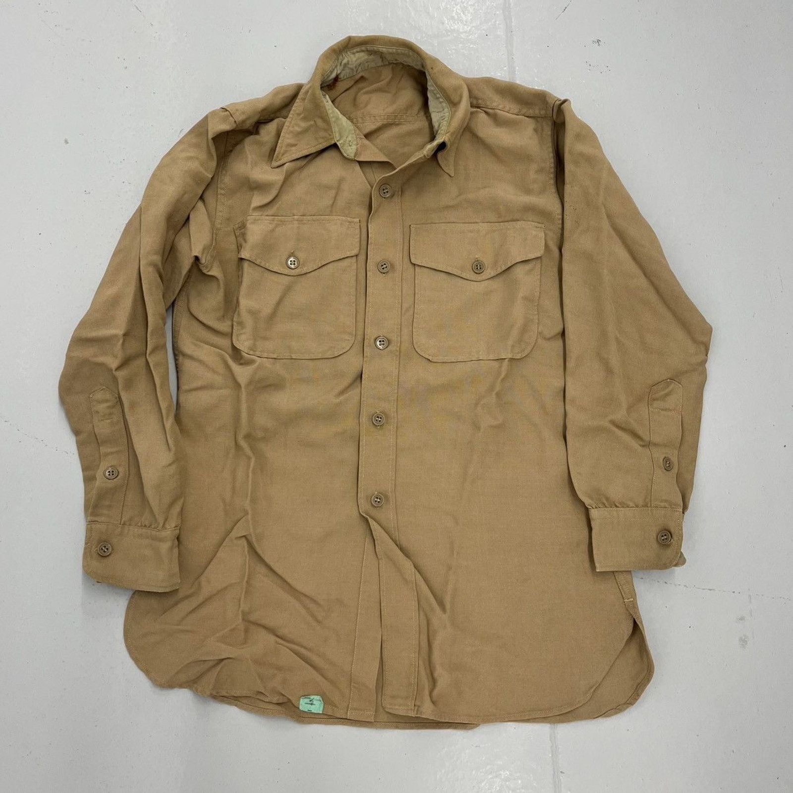 Other Vintage WW2 Army Gabardine Wool Tan Military Shirt Size US S / EU 44-46 / 1 - 1 Thumbnail