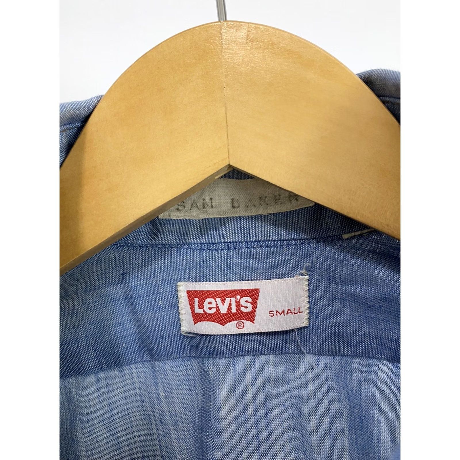 Levi's VINTAGE Levi's Western Chambray Button Long Sleeve Shirt S Men Blue 70s Orange Tab LT 70s Western Button-Up Mens Small Chambray Levi's Shirt Size US S / EU 44-46 / 1 - 4 Thumbnail