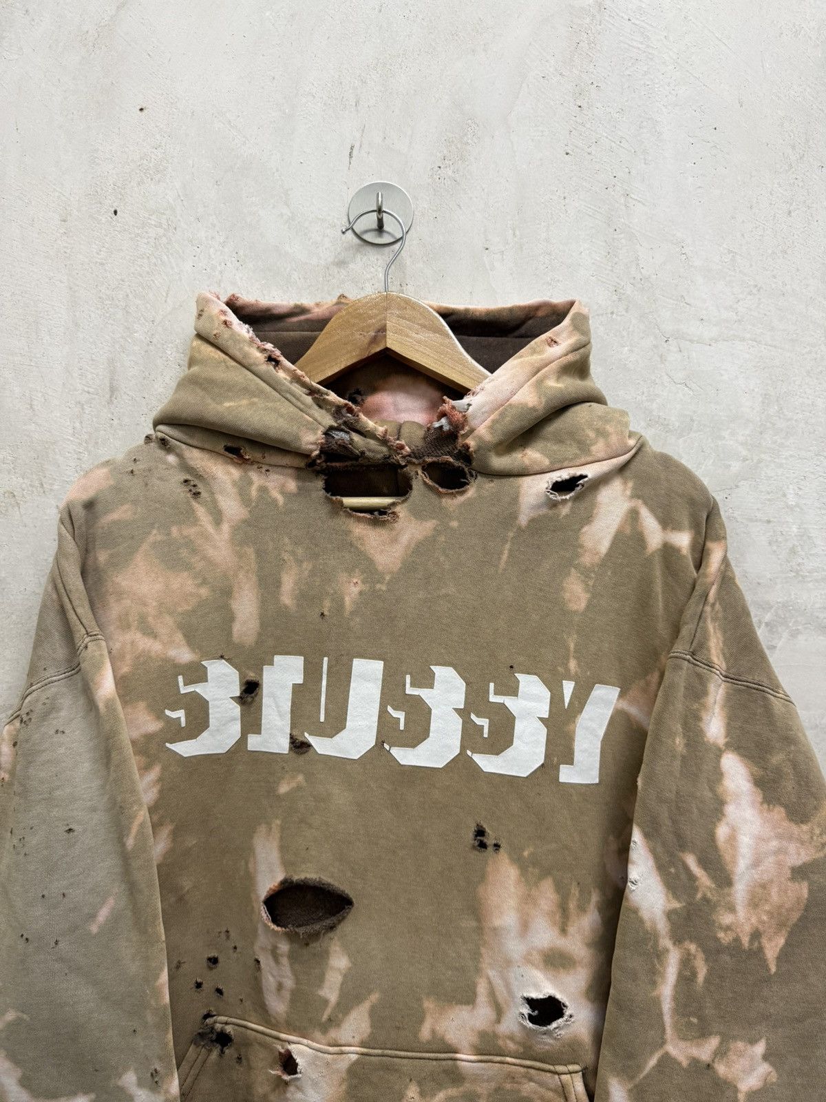 Stussy Thrashed 2000s Stussy Distressed Hoodie Size US L / EU 52-54 / 3 - 3 Thumbnail