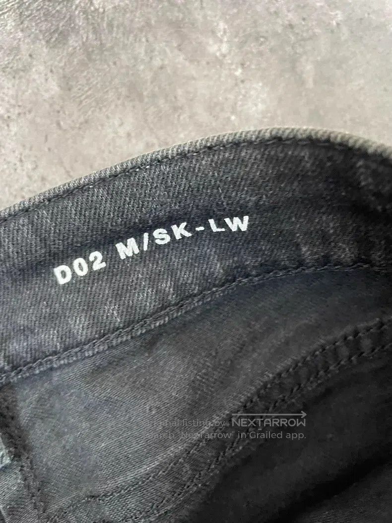 Saint Laurent Paris Saint Laurent Paris Cut-out worn-out denim jeans Size US 30 / EU 46 - 6 Thumbnail