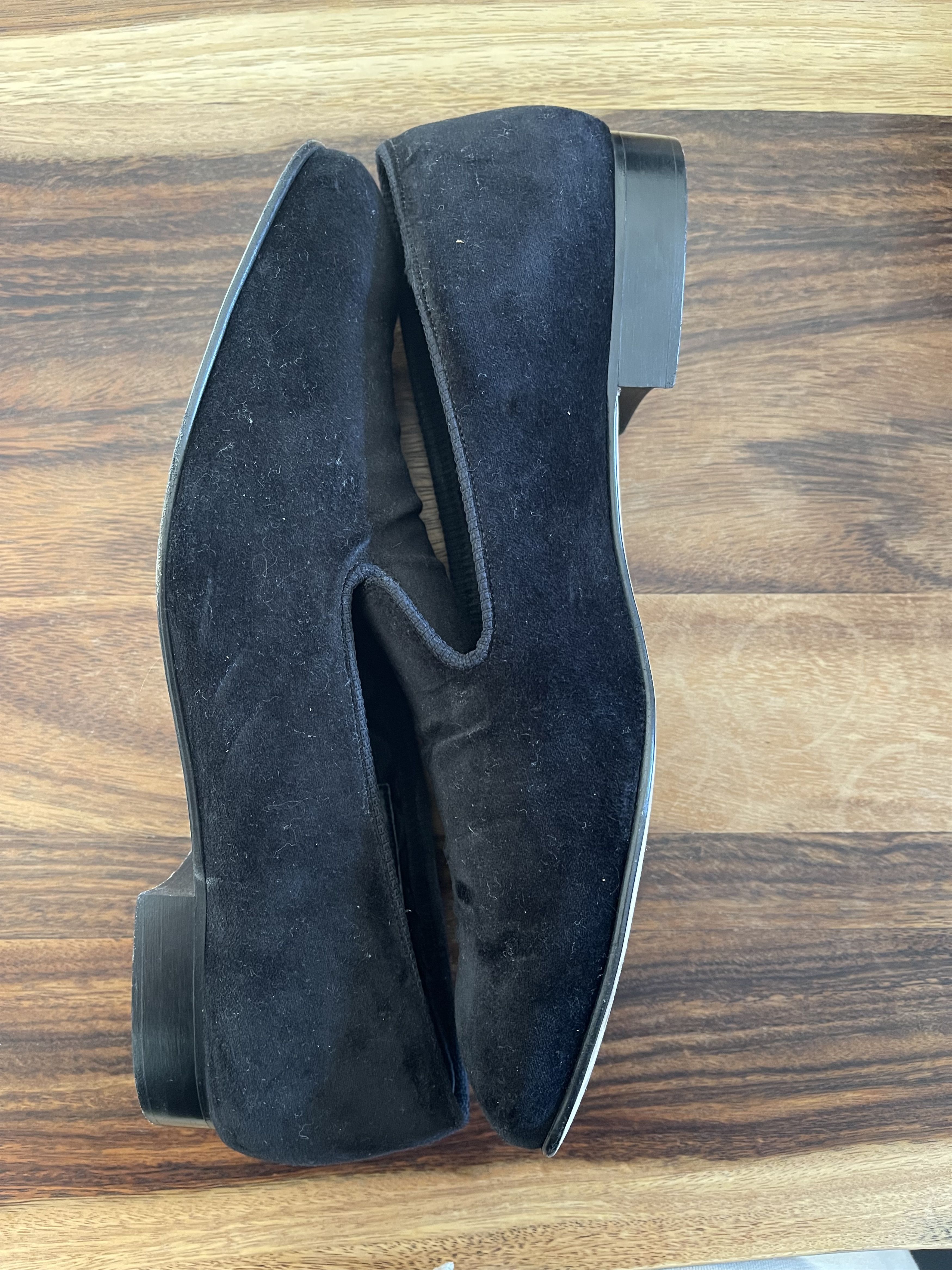 Brooks Brothers Brooks Brothers Peal and Co. Black Velvet Slippers (9.5) Size US 9.5 / EU 42-43 - 2 Thumbnail