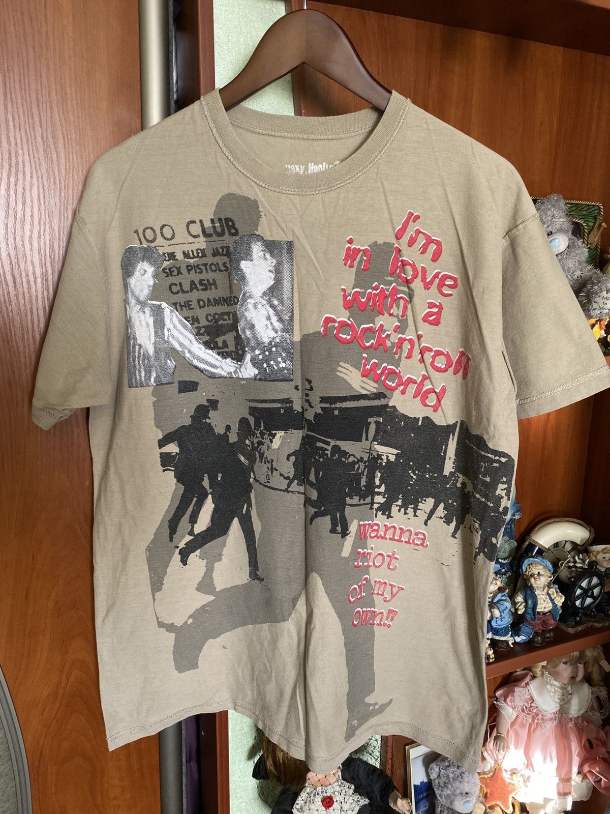 Band Tees Vtg Sexy Hooligans Sex Pistols The Clash 100 club punk tee Size US L / EU 52-54 / 3 - 1 Thumbnail