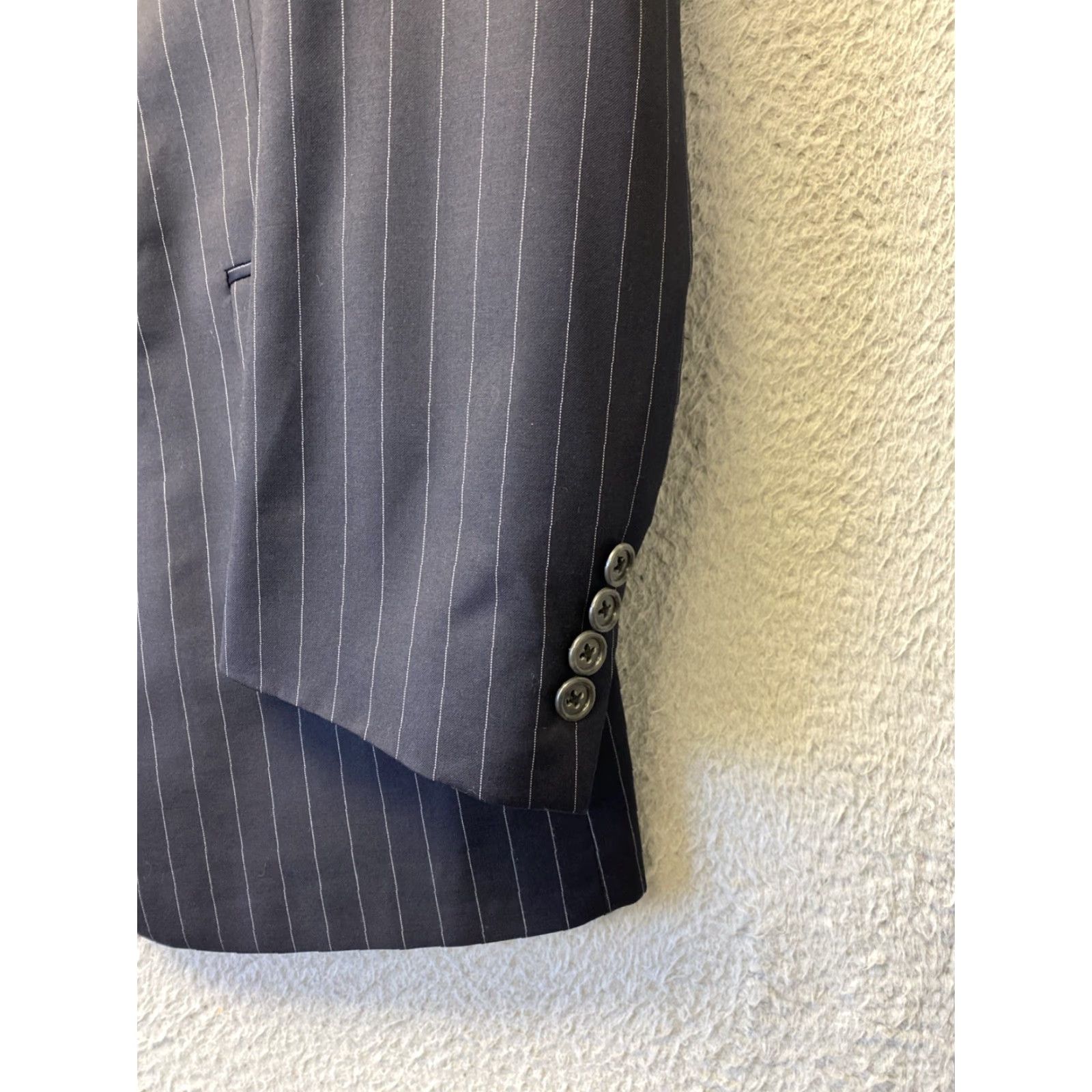 Hart Schaffner Marx VINTAGE Hart Schaffner Marx Navy Pin Stripe Wool Suit 2-Piece 44R Navy Blue Mens Regular 2-Piece Flat Front Size 44R - 4 Thumbnail