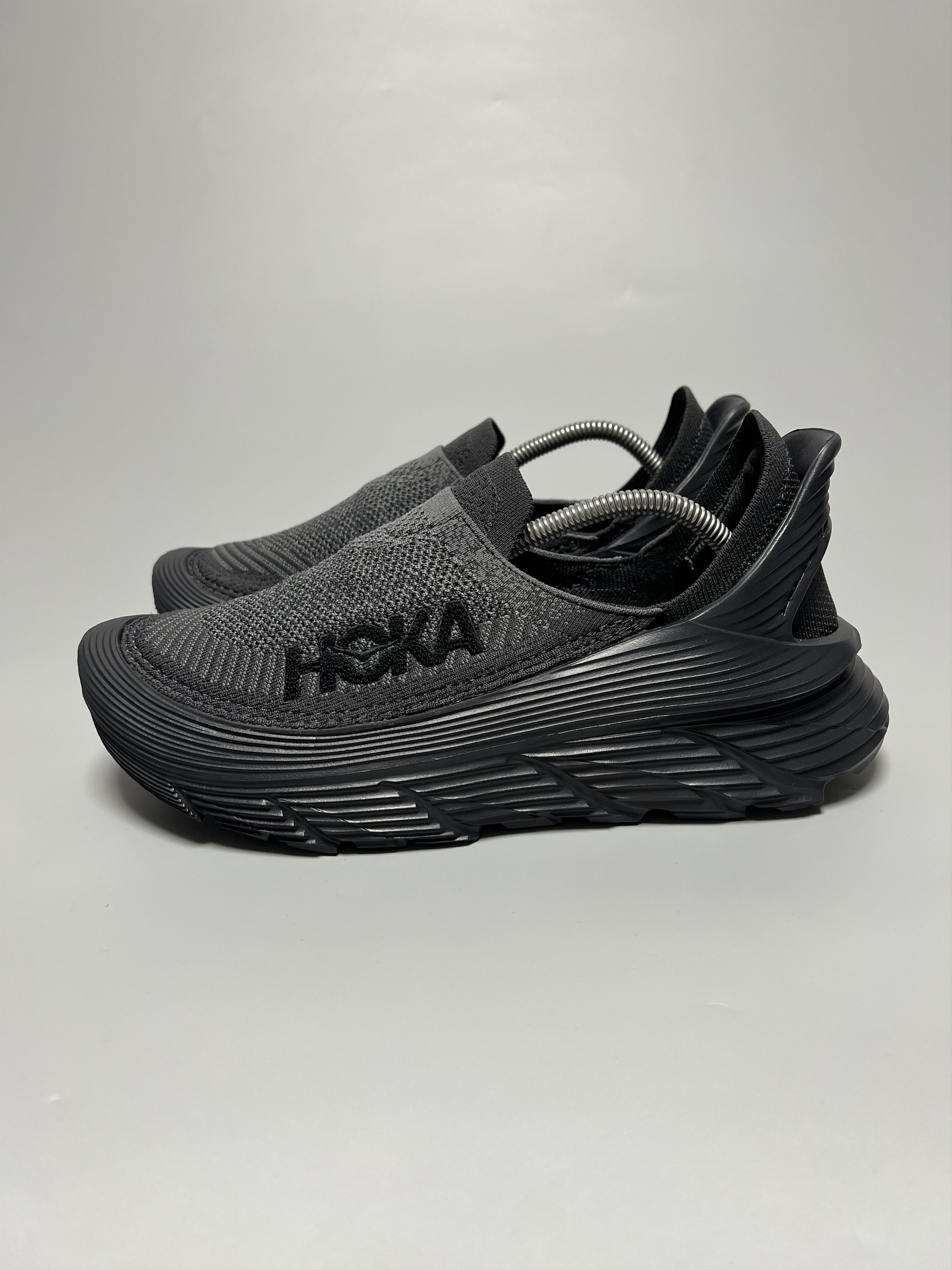 Hoka Hoka One One U Restore TC Unisex Recovery Shoes 1134532-BBLC Size US 9 / EU 42 - 2 Thumbnail