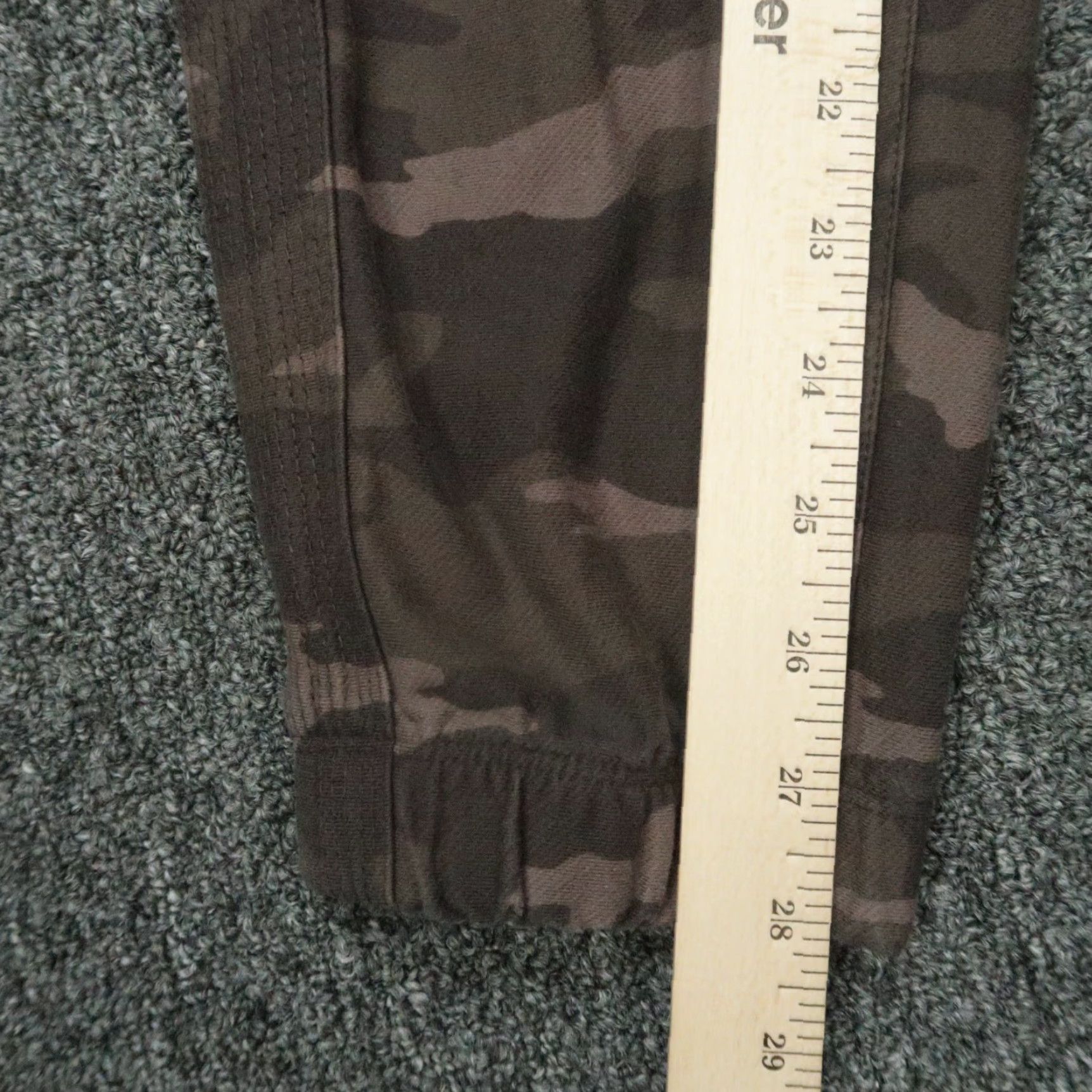 Athleta ATHLETA Jogger Pants Womens Size 4 Green Camo Stretch Tapered Activewear Size 27" / US 4 / IT 40 - 7 Thumbnail