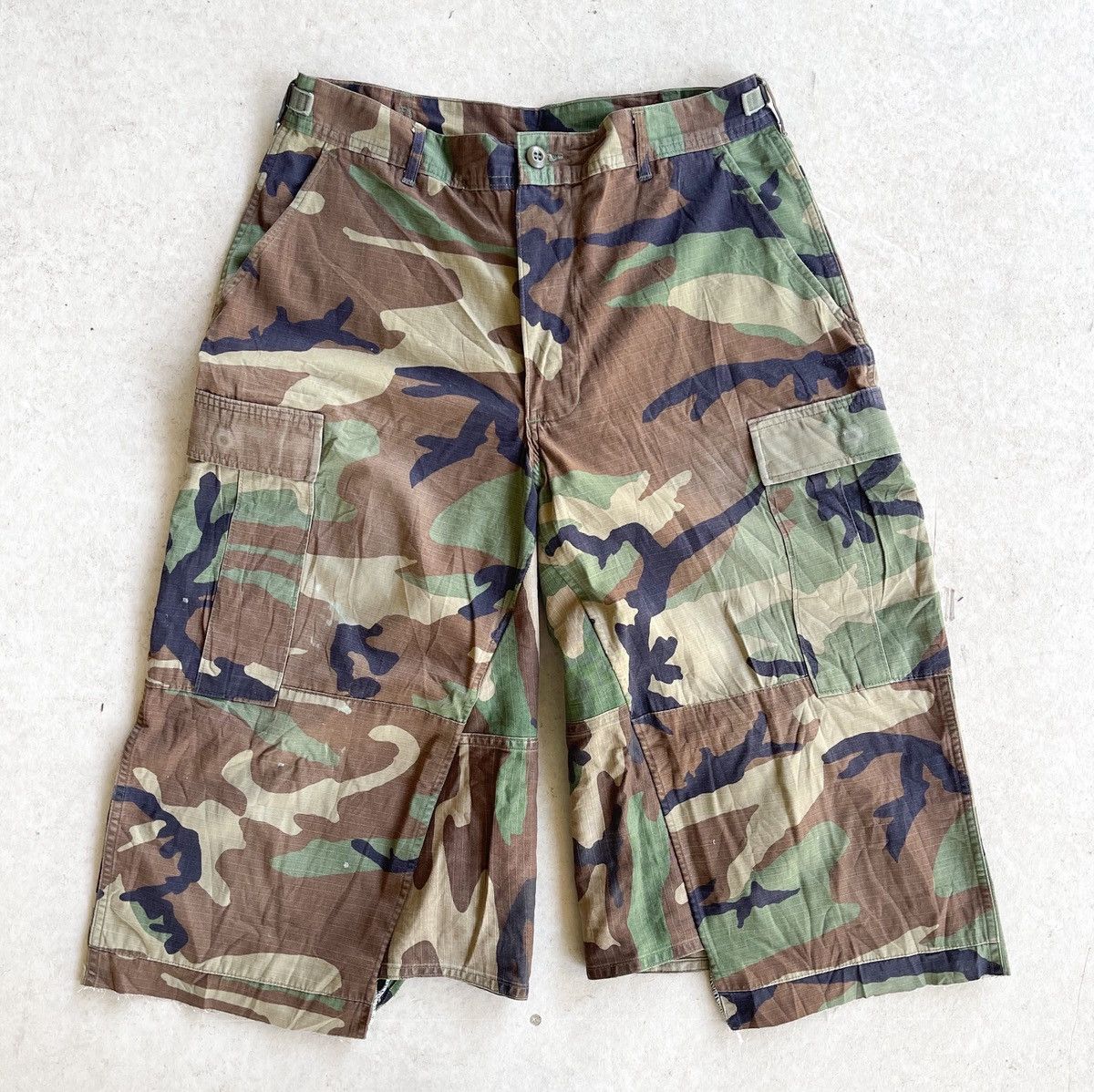Other VINTAGE U.S. MILITARY CARGO SHORTS (CUSTOM) Size US 34 / EU 50 - 1 Thumbnail