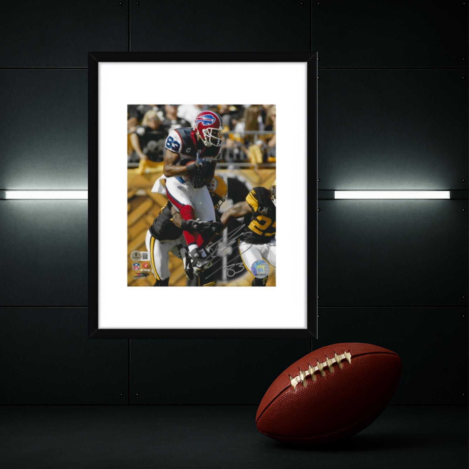 Other Lee Evans Buffalo Bills Autographed 8x10 Photo Holo W/Frame Size ONE SIZE - 1 Thumbnail