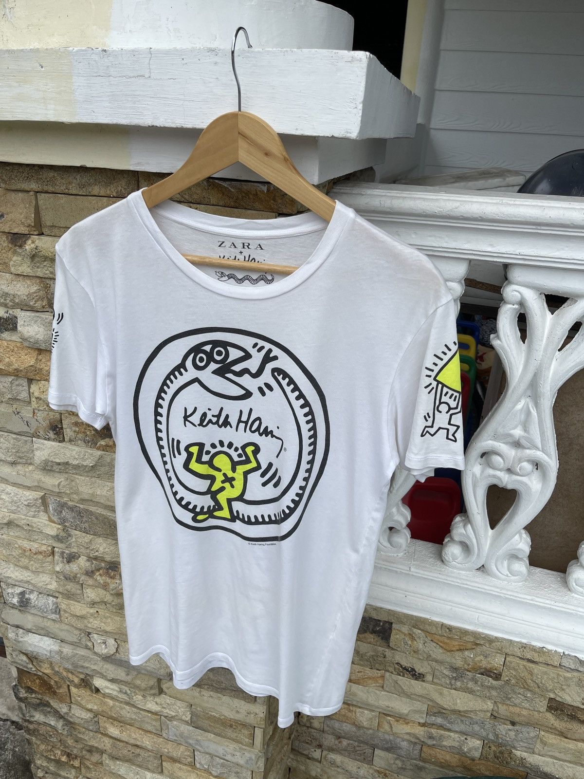 Keith Haring LastDrop🔥Keith Haring x Zara tee Art Streetwear Hype Y2k Tee Size US M / EU 48-50 / 2 - 5 Thumbnail