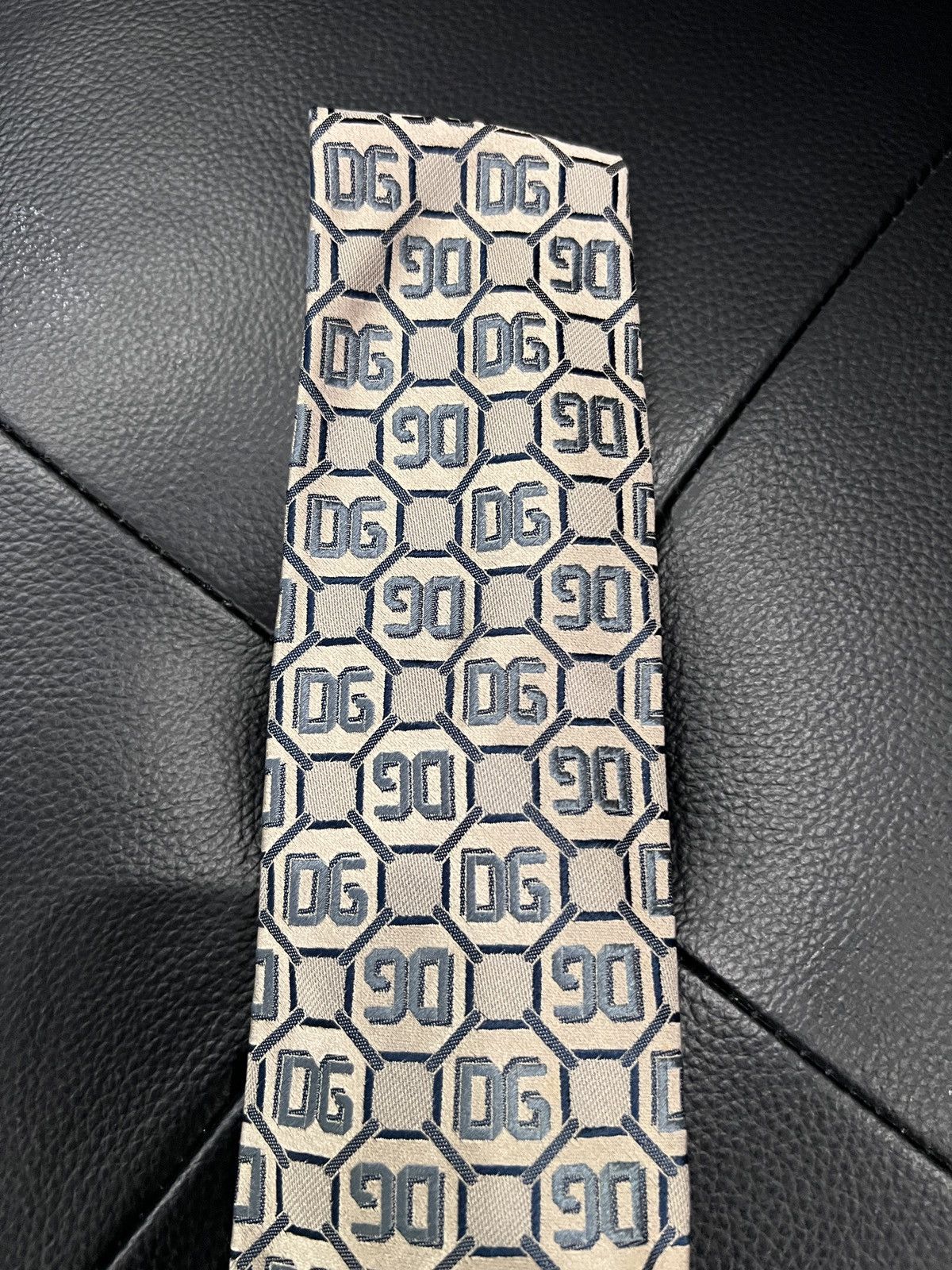 Dolce & Gabbana Dolce & Gabbana DG Tie (with commentary) Size ONE SIZE - 5 Thumbnail