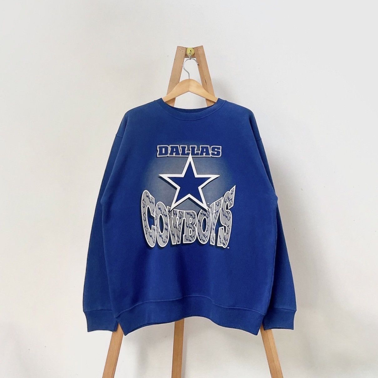 Vintage 90s Dallas Cowboys NFL sweatshirt/ XL Size US XL / EU 56 / 4 - 1 Thumbnail