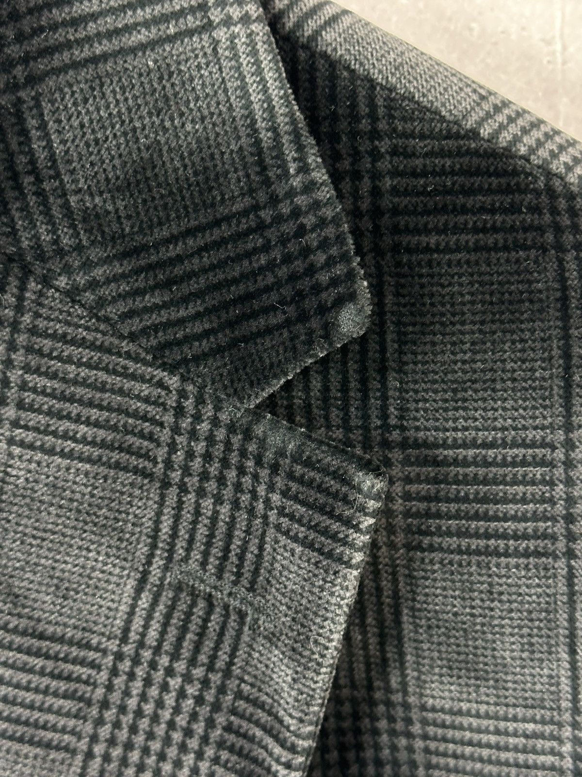 Hugo Boss Vintage Hugo Boss Monsieur 90s Check Brown Velour Blazer Size US L / EU 52-54 / 3 - 6 Thumbnail