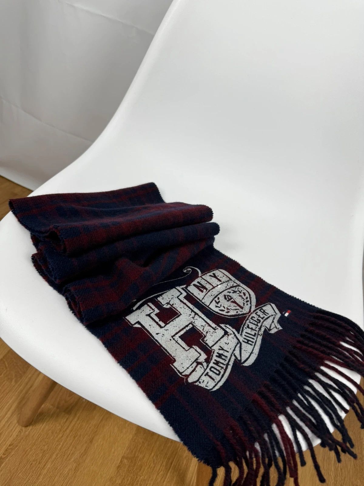 Tommy Hilfiger Tommy Hilfiger Printed Scarf Plaid Wool Size ONE SIZE - 7 Thumbnail